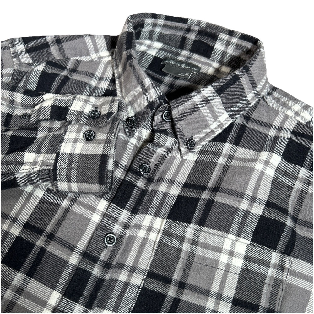 Eddie Bauer Flannel Men's XL Gray & Black Plaid Stretch Shirt Outdoor Hiking